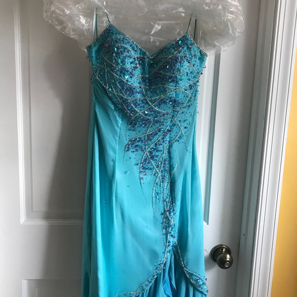 Aqua gown/prom dress
